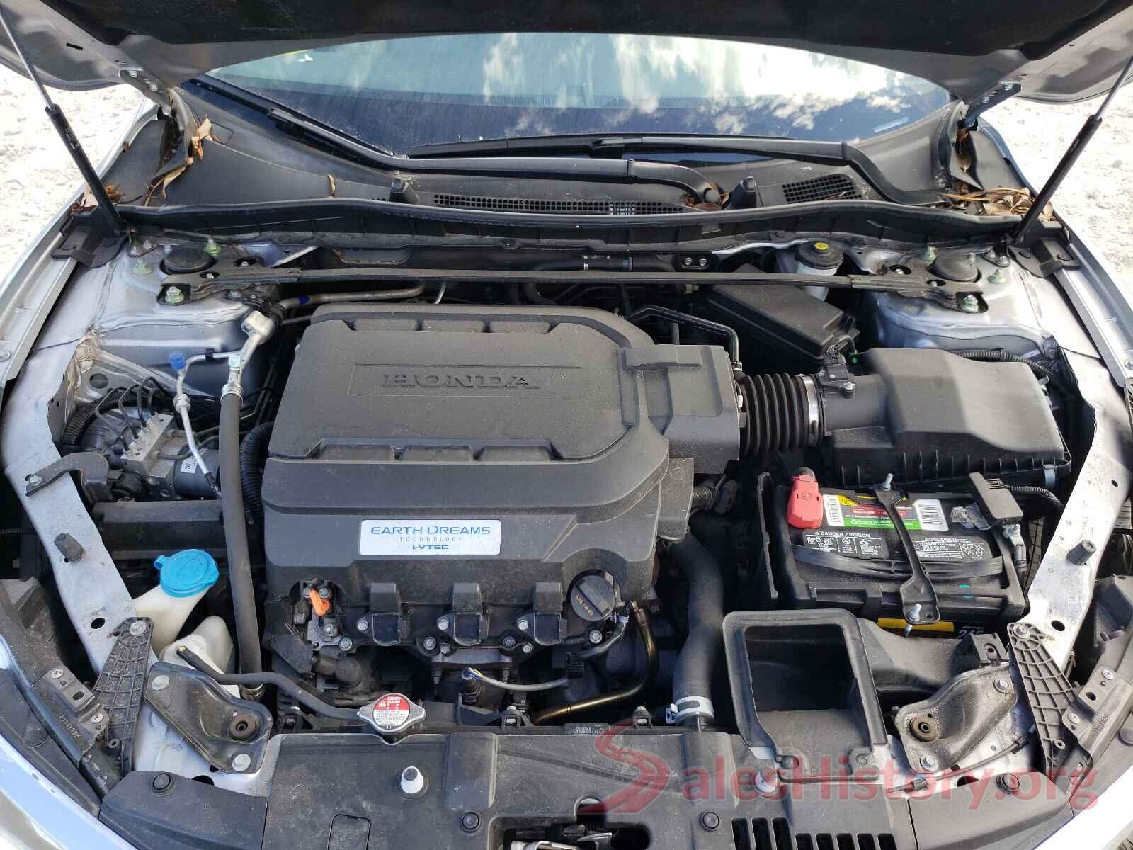 1HGCR3F05HA045812 2017 HONDA ACCORD