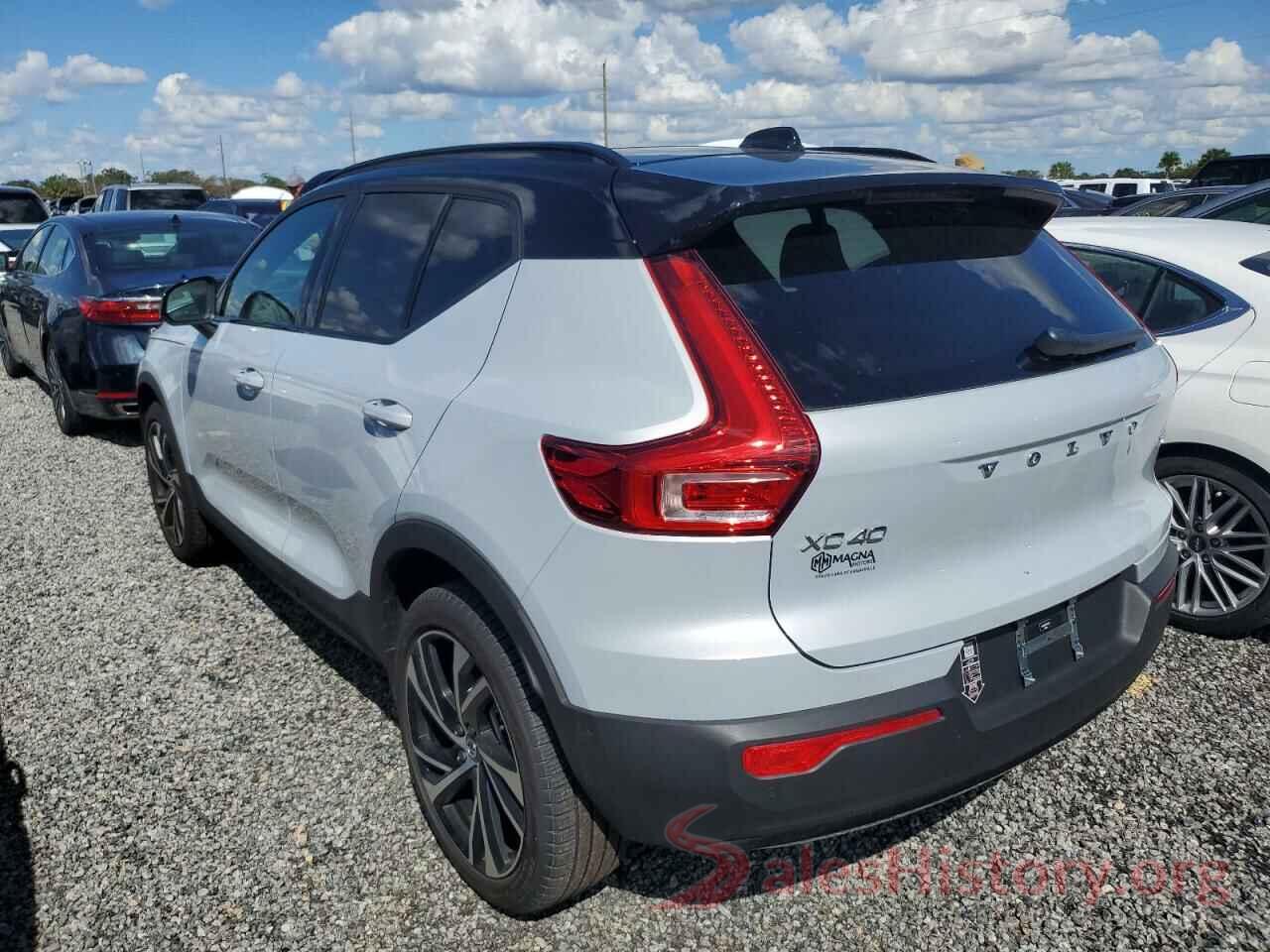 YV4162UM6N2786388 2022 VOLVO XC40