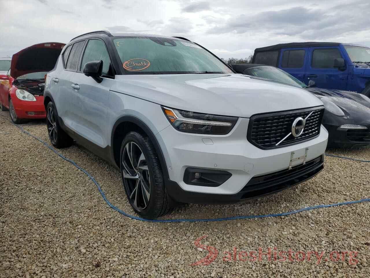 YV4162UM4M2461575 2021 VOLVO XC40