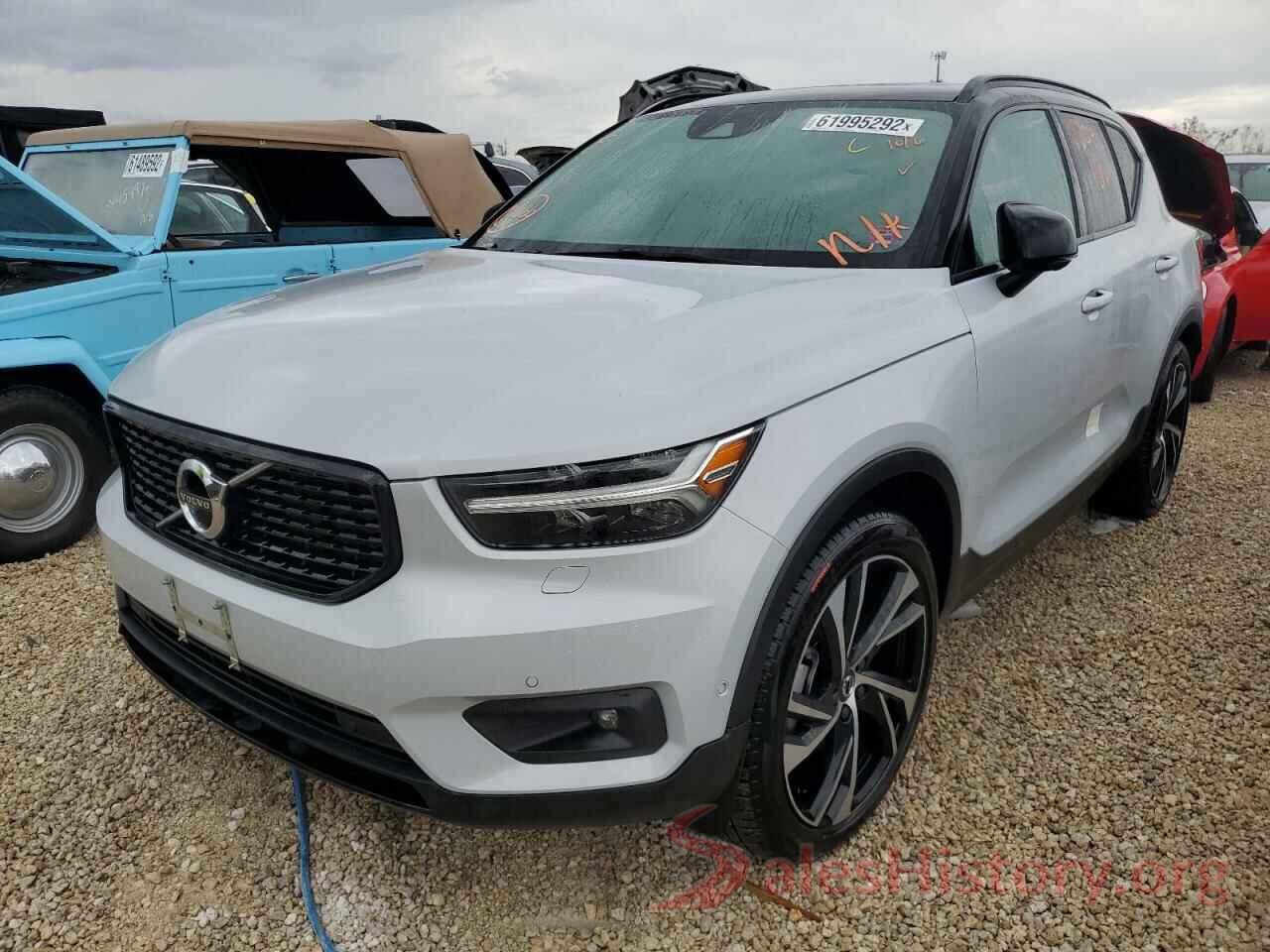 YV4162UM4M2461575 2021 VOLVO XC40