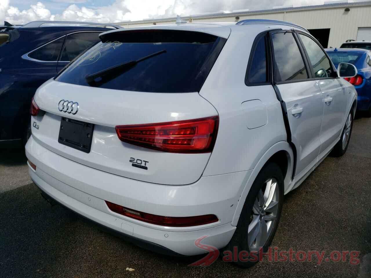 WA1ECCFS3JR005580 2018 AUDI Q3