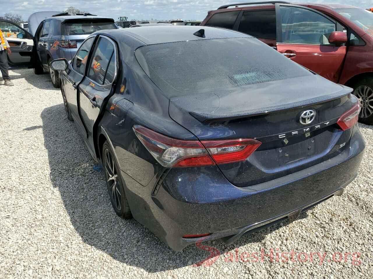 4T1T11AKXMU483118 2021 TOYOTA CAMRY