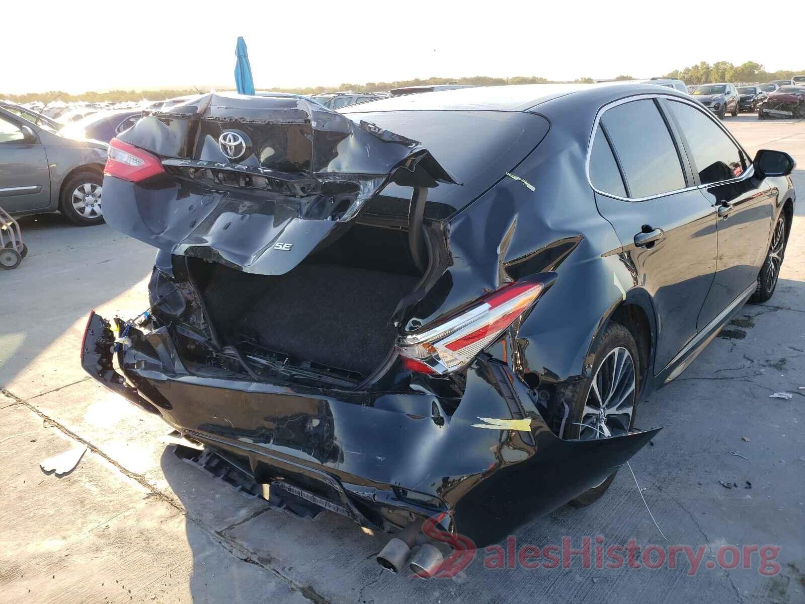 4T1B11HK4JU028827 2018 TOYOTA CAMRY