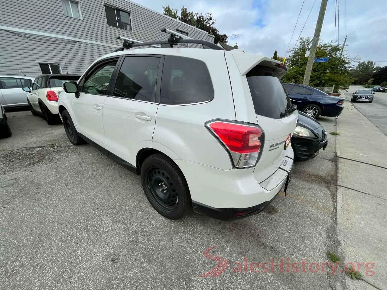 JF2SJEUC3HH571777 2017 SUBARU FORESTER