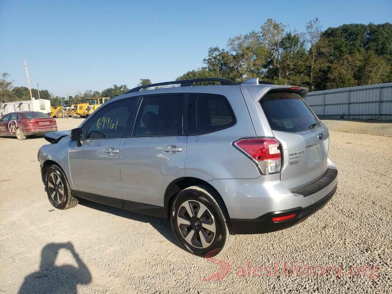 JF2SJADC8HH428512 2017 SUBARU FORESTER