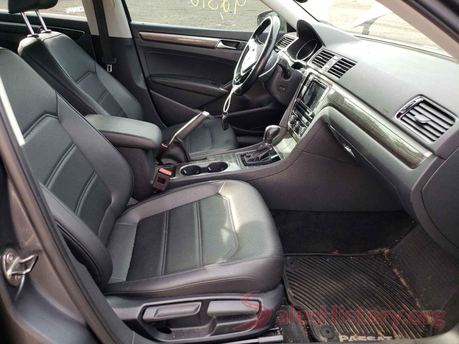 1VWGT7A32HC046900 2017 VOLKSWAGEN PASSAT