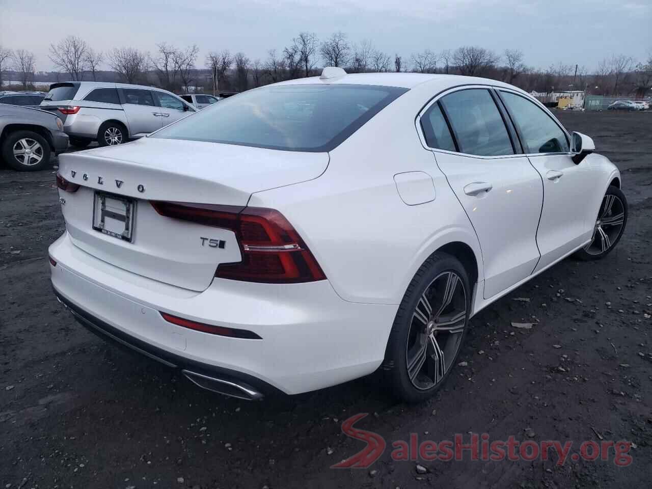 7JR102TL2MG108284 2021 VOLVO S60