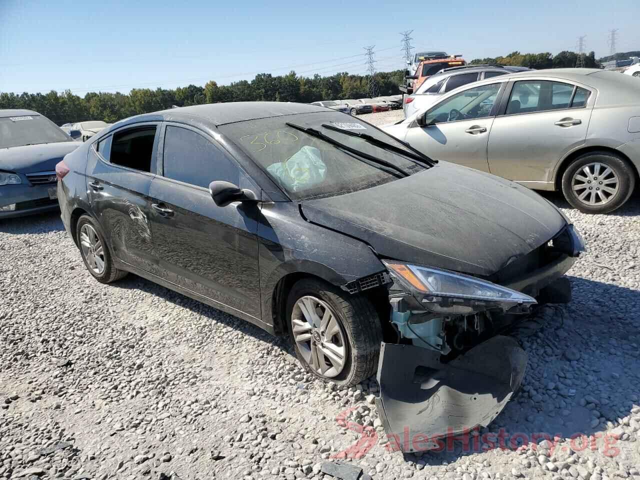 5NPD84LF8KH469795 2019 HYUNDAI ELANTRA