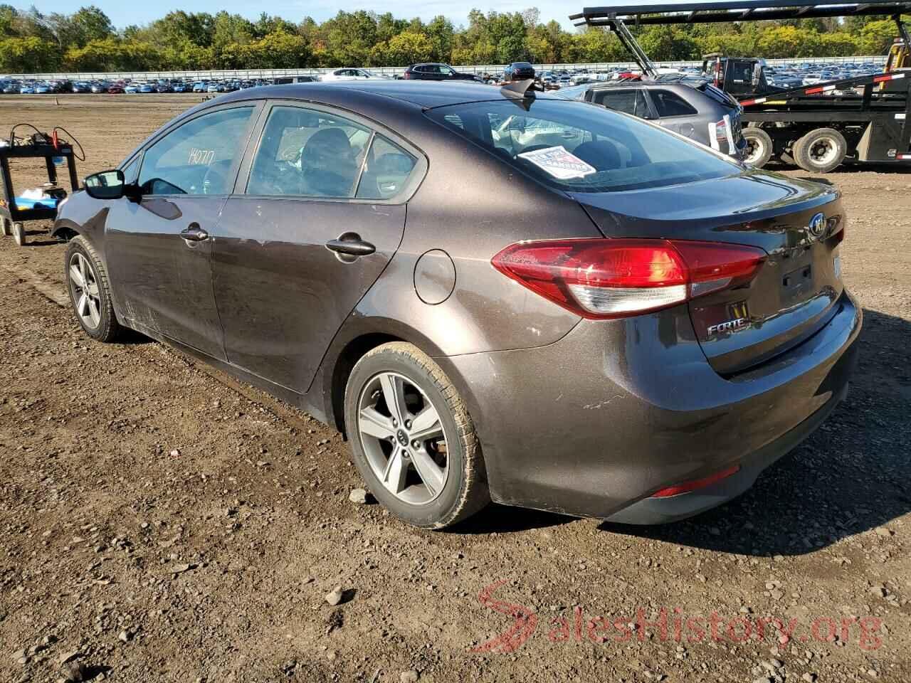 3KPFL4A71JE194499 2018 KIA FORTE