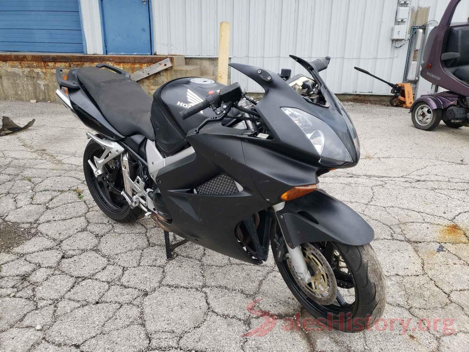 JH2RC461X4M600164 2004 HONDA VFR CYCLE