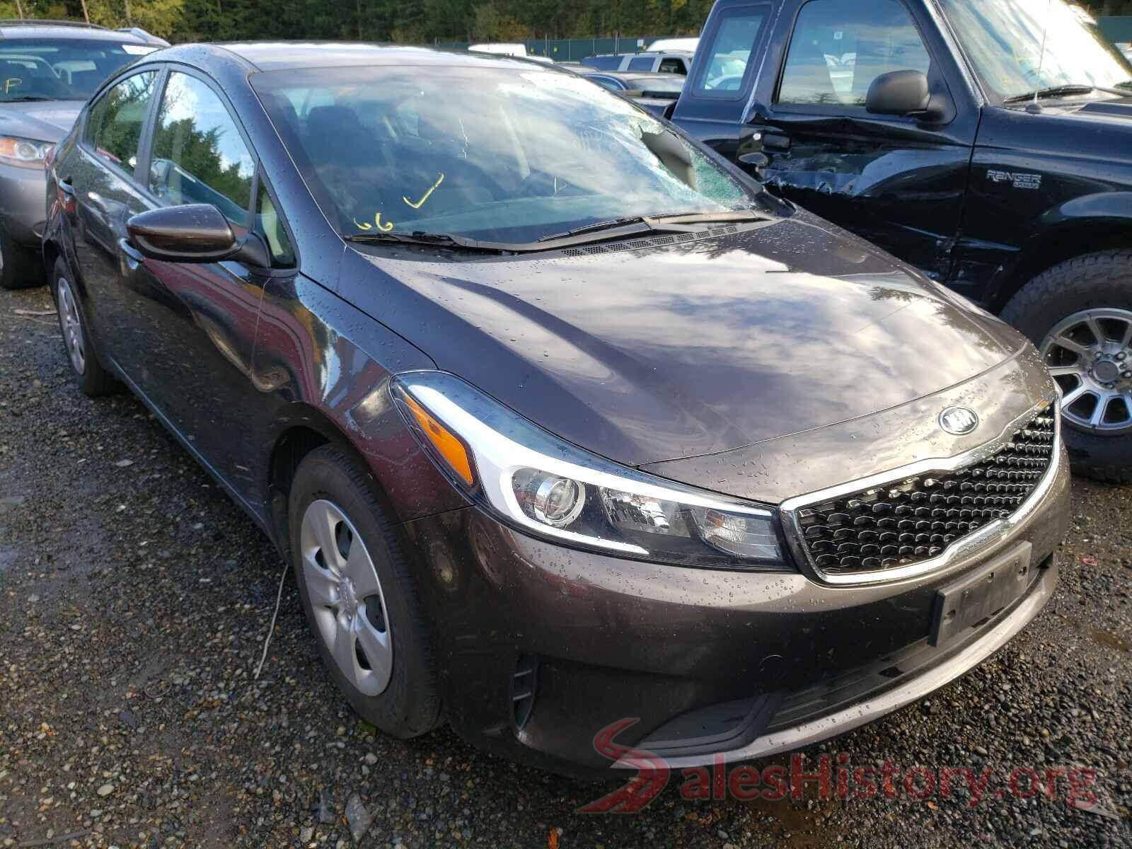 3KPFK4A75JE212196 2018 KIA FORTE