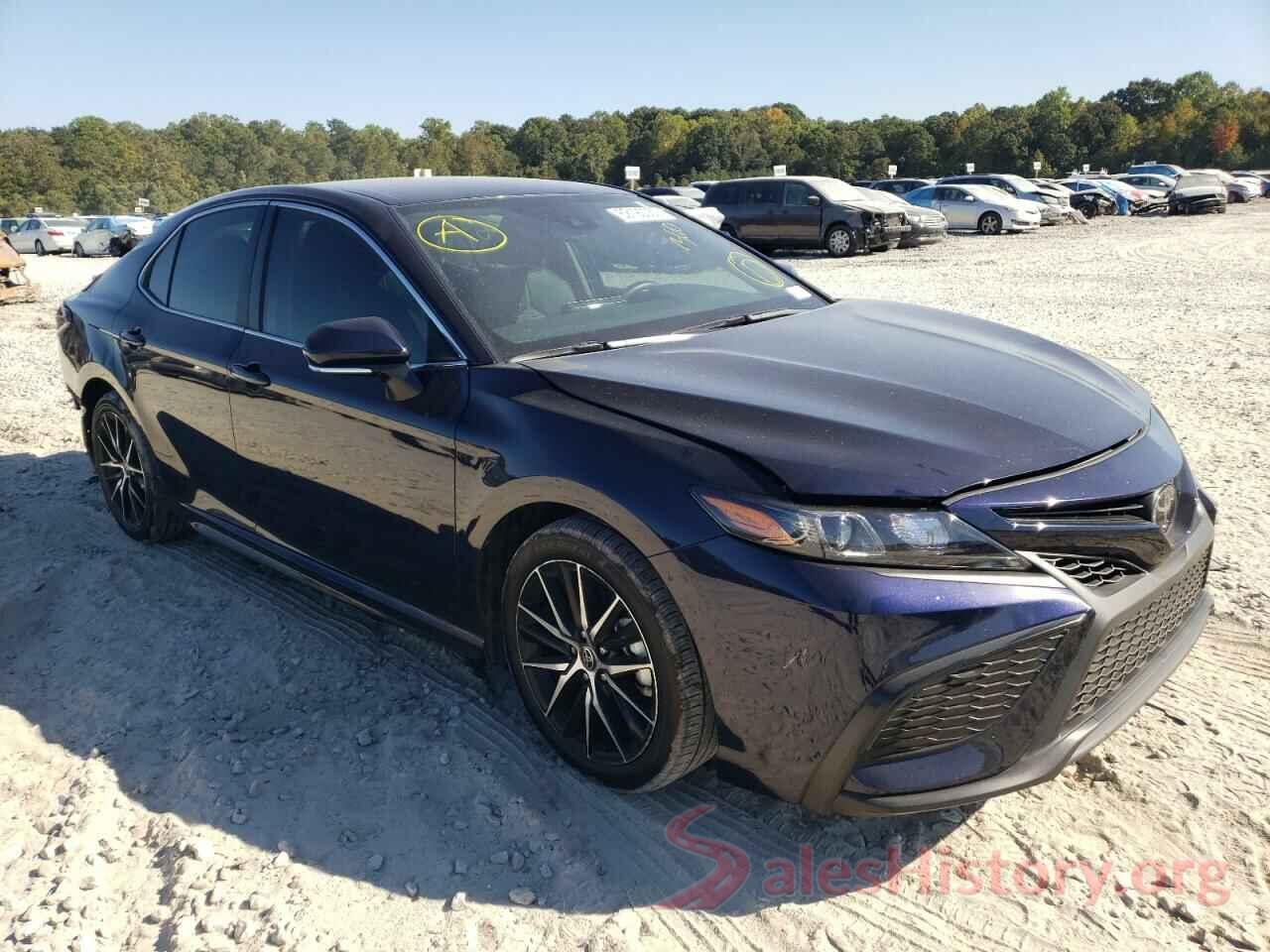 4T1G11AK7NU657634 2022 TOYOTA CAMRY