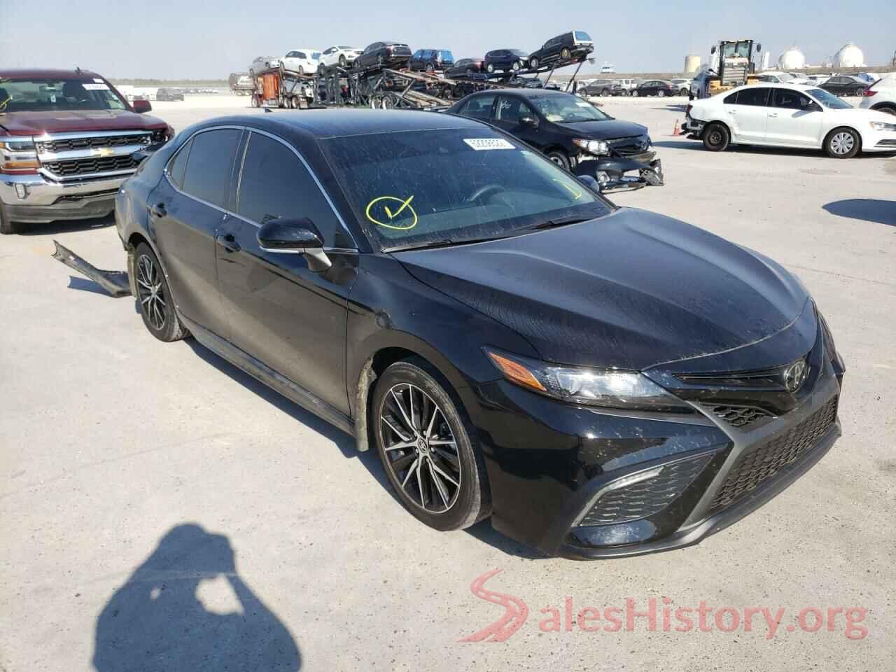 4T1G11AK2NU047673 2022 TOYOTA CAMRY