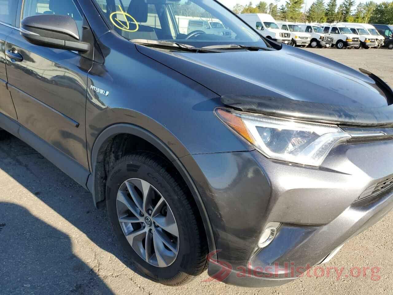 JTMRJREV5HD108826 2017 TOYOTA RAV4