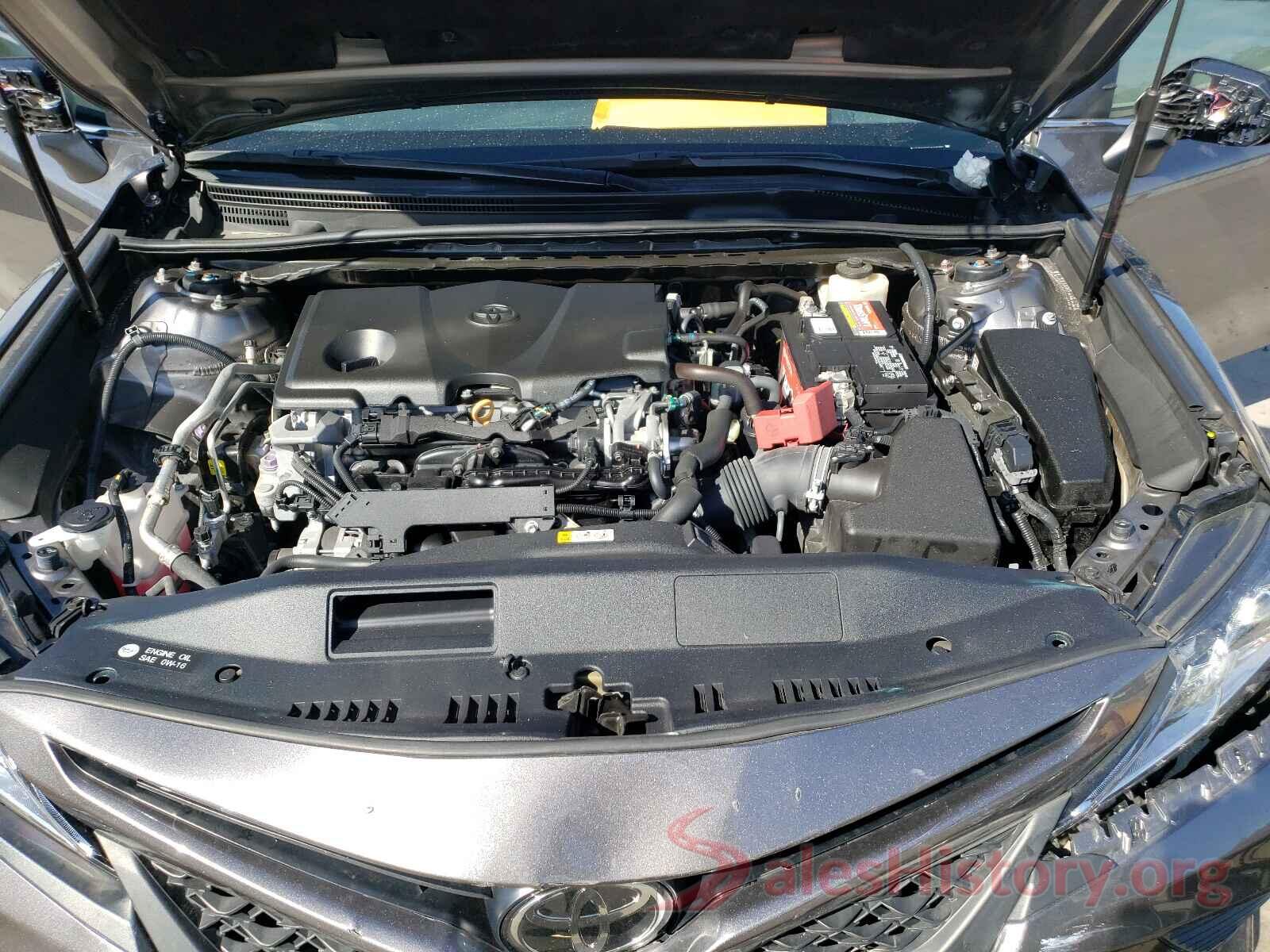 4T1B11HK2JU112323 2018 TOYOTA CAMRY