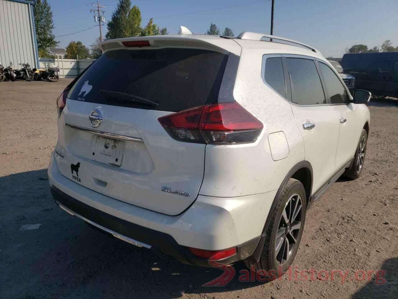 5N1AT2MV0JC716180 2018 NISSAN ROGUE