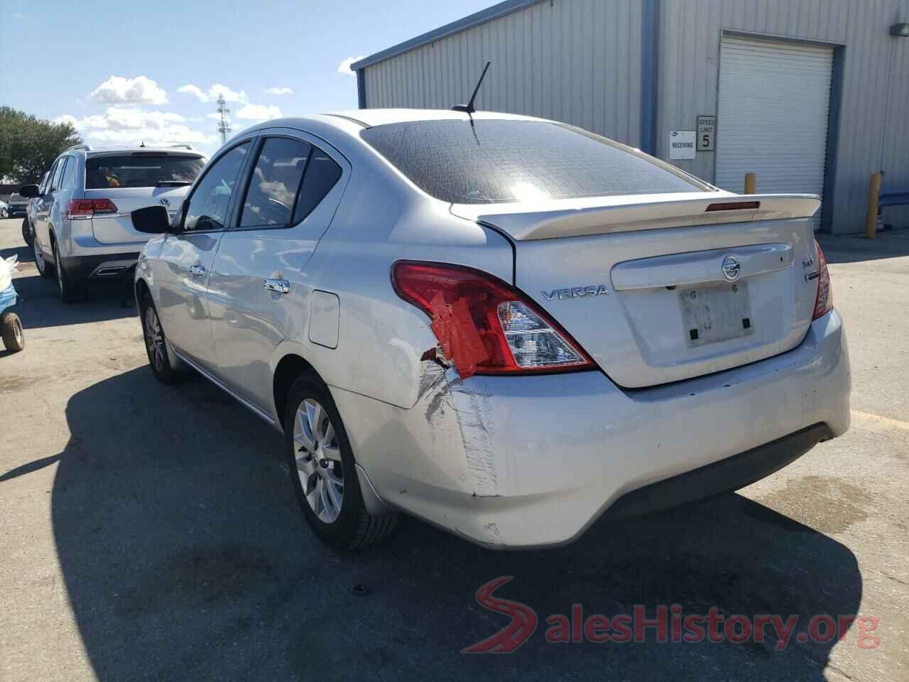 3N1CN7AP7HL852883 2017 NISSAN VERSA