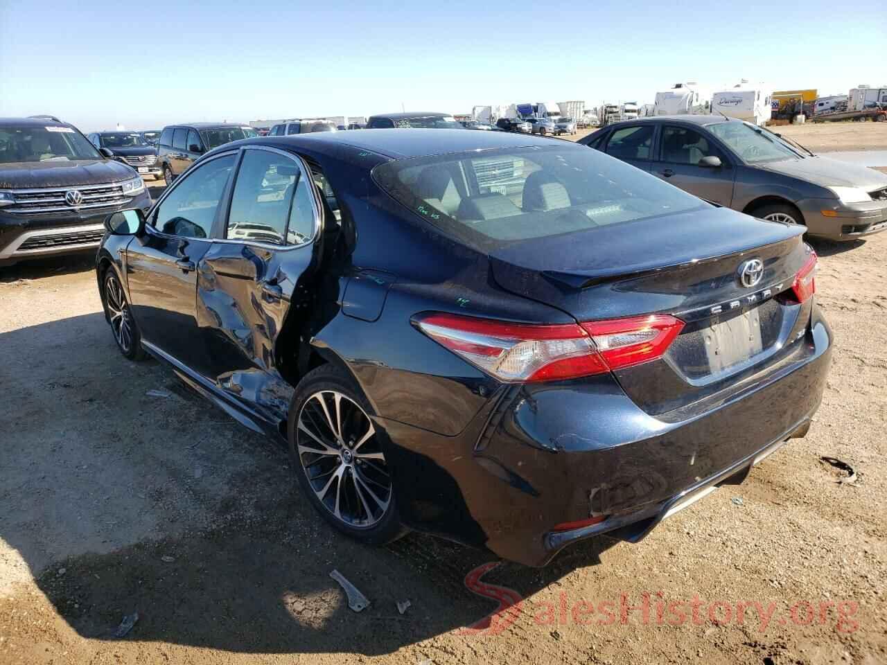 4T1B11HK0JU532453 2018 TOYOTA CAMRY