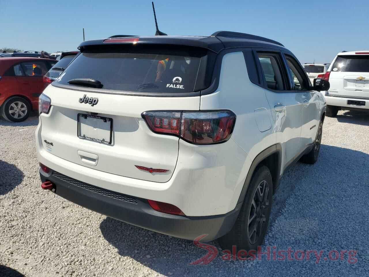 3C4NJDDB7KT752659 2019 JEEP COMPASS