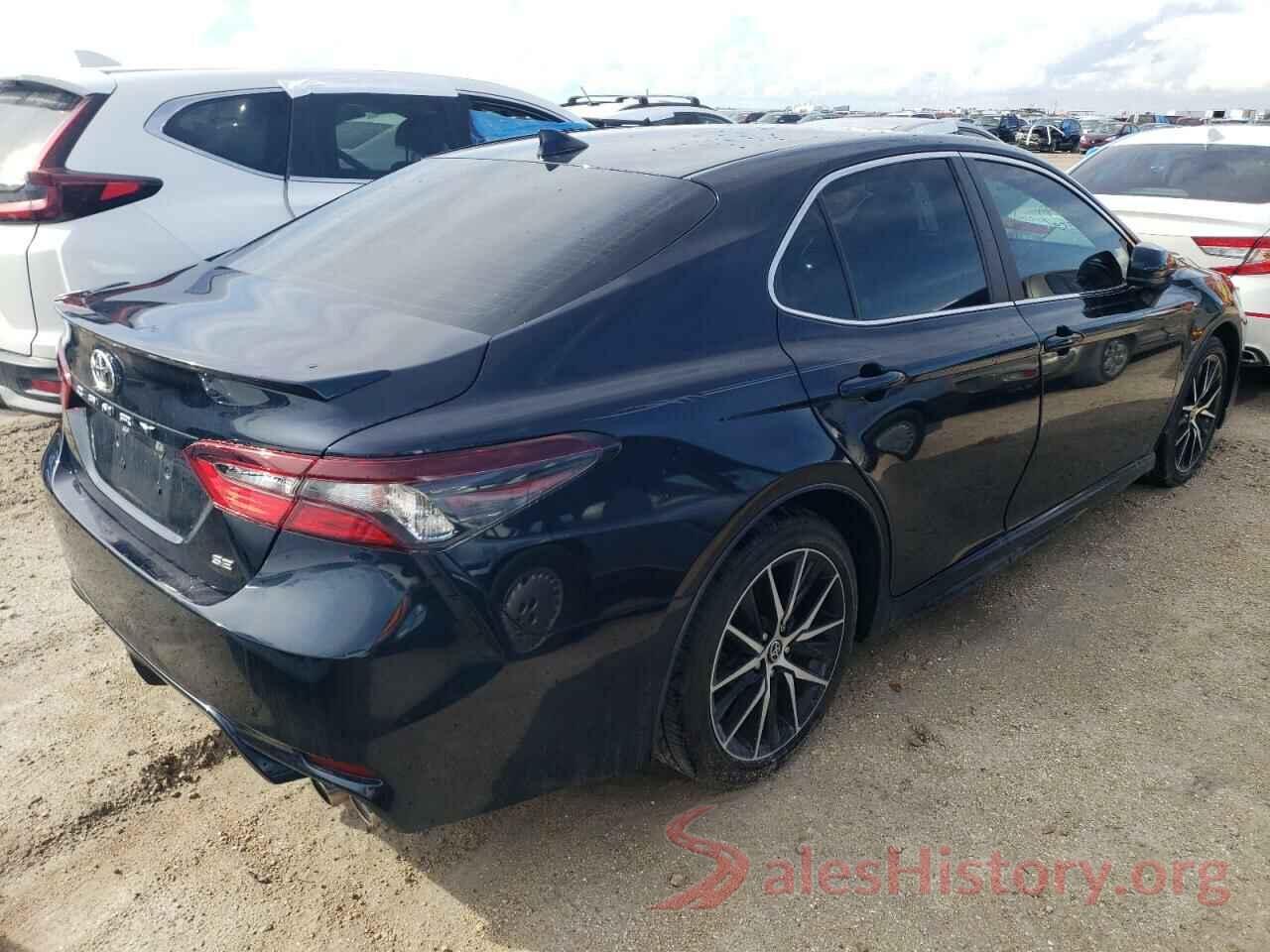 4T1G11AK6MU415769 2021 TOYOTA CAMRY