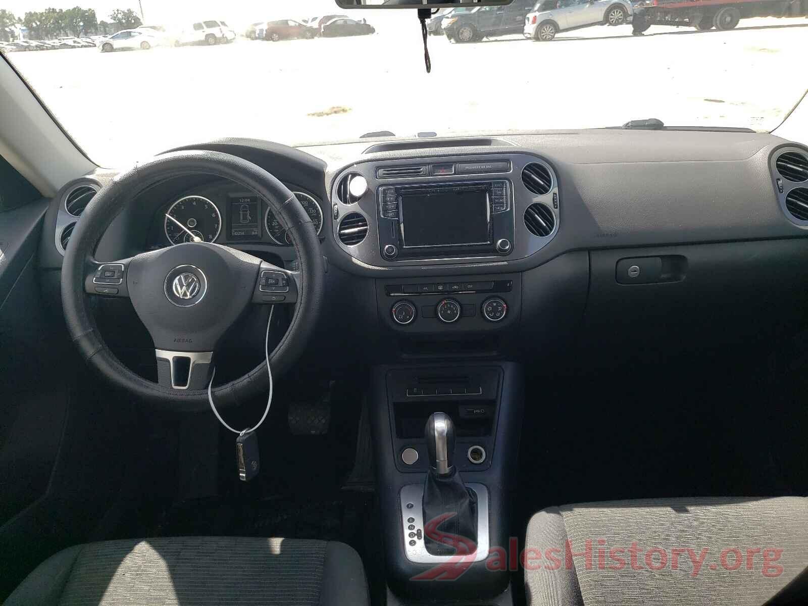 WVGAV7AX4HK046839 2017 VOLKSWAGEN TIGUAN