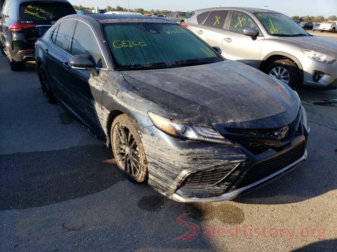 4T1K61AK8MU548867 2021 TOYOTA CAMRY