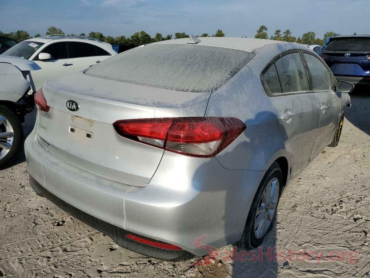 3KPFL4A7XHE014639 2017 KIA FORTE