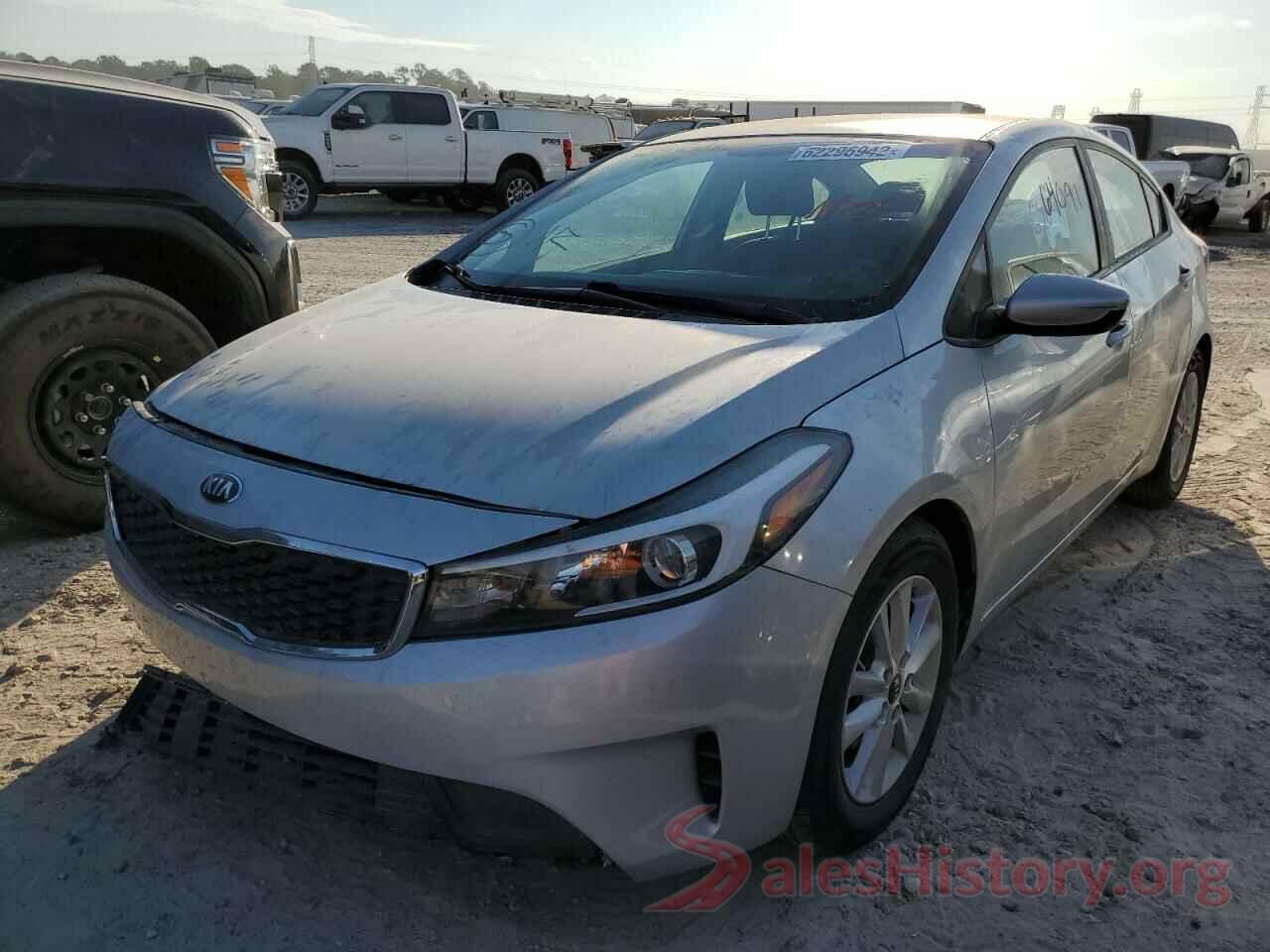 3KPFL4A7XHE014639 2017 KIA FORTE