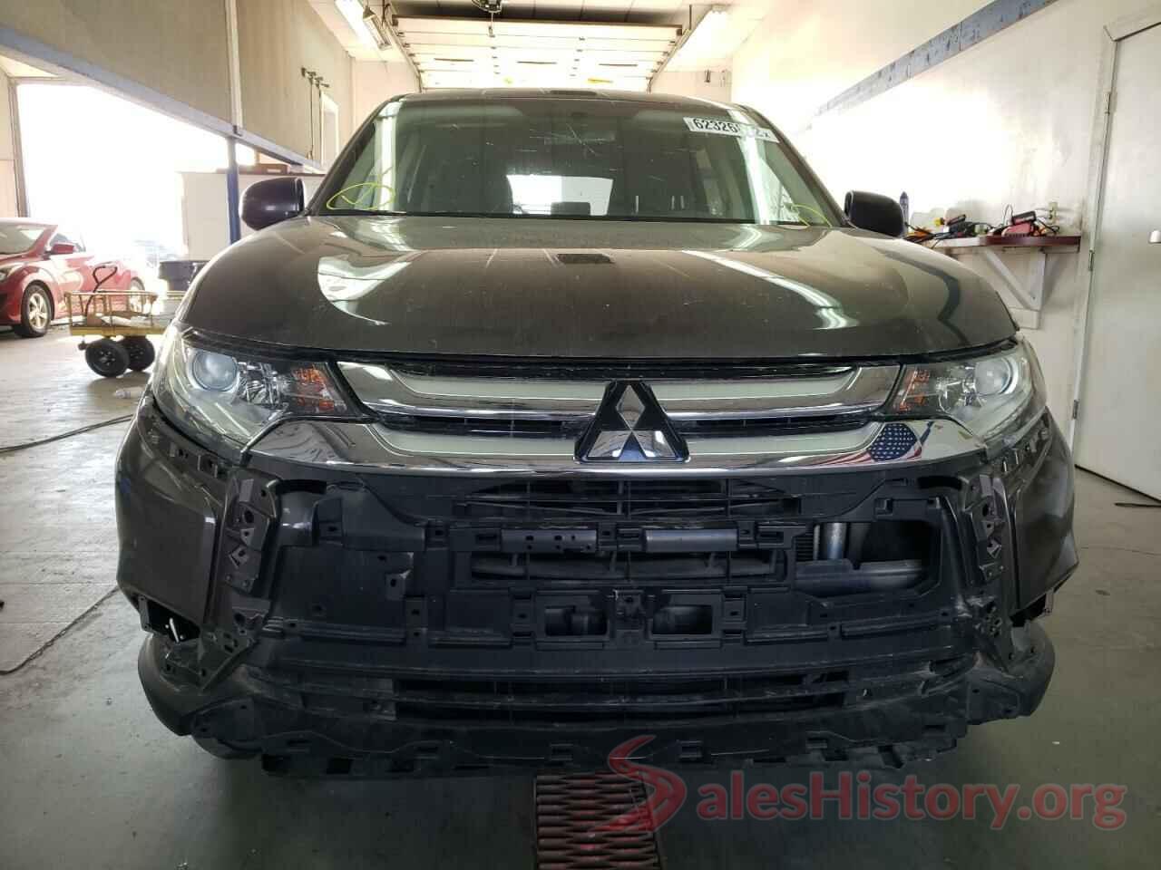 JA4AD2A3XHZ029827 2017 MITSUBISHI OUTLANDER