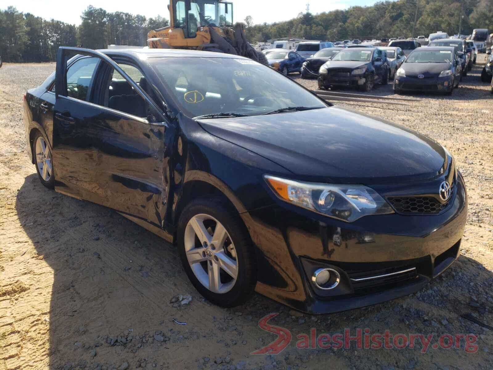 4T1BF1FK3EU393817 2014 TOYOTA CAMRY