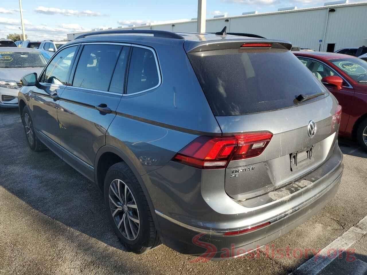 3VV3B7AX8LM112110 2020 VOLKSWAGEN TIGUAN