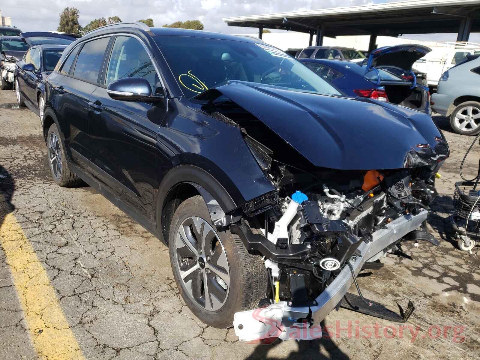 KNDCC3LG6N5118112 2022 KIA NIRO