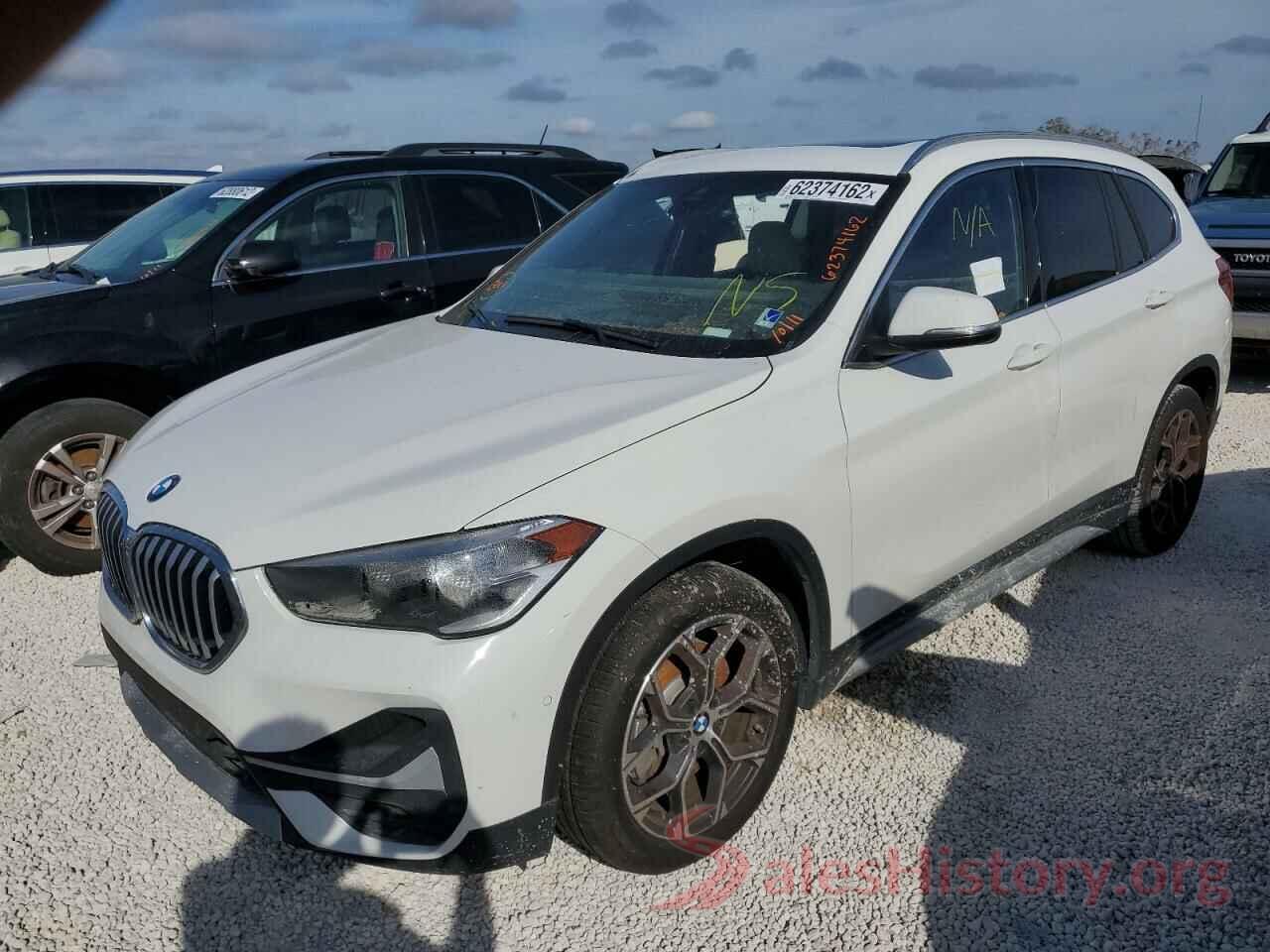 WBXJG7C08M5T60259 2021 BMW X1