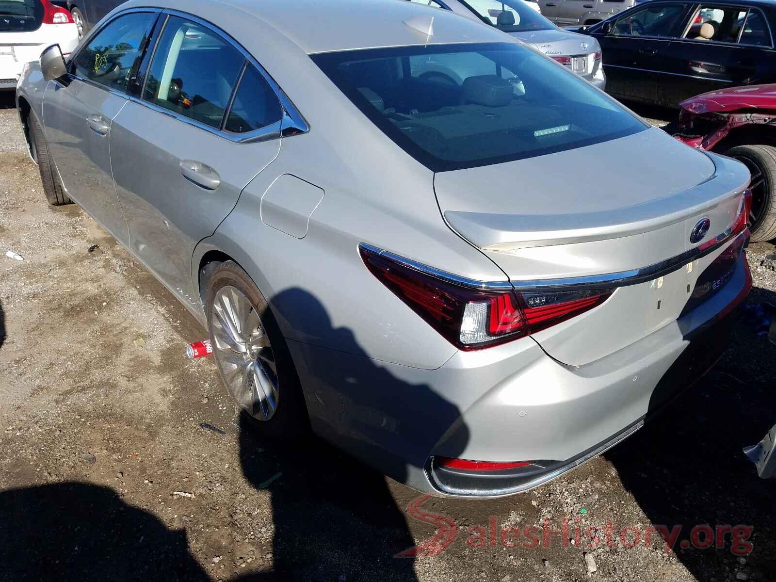 58AB21B16KU003659 2019 LEXUS ES300