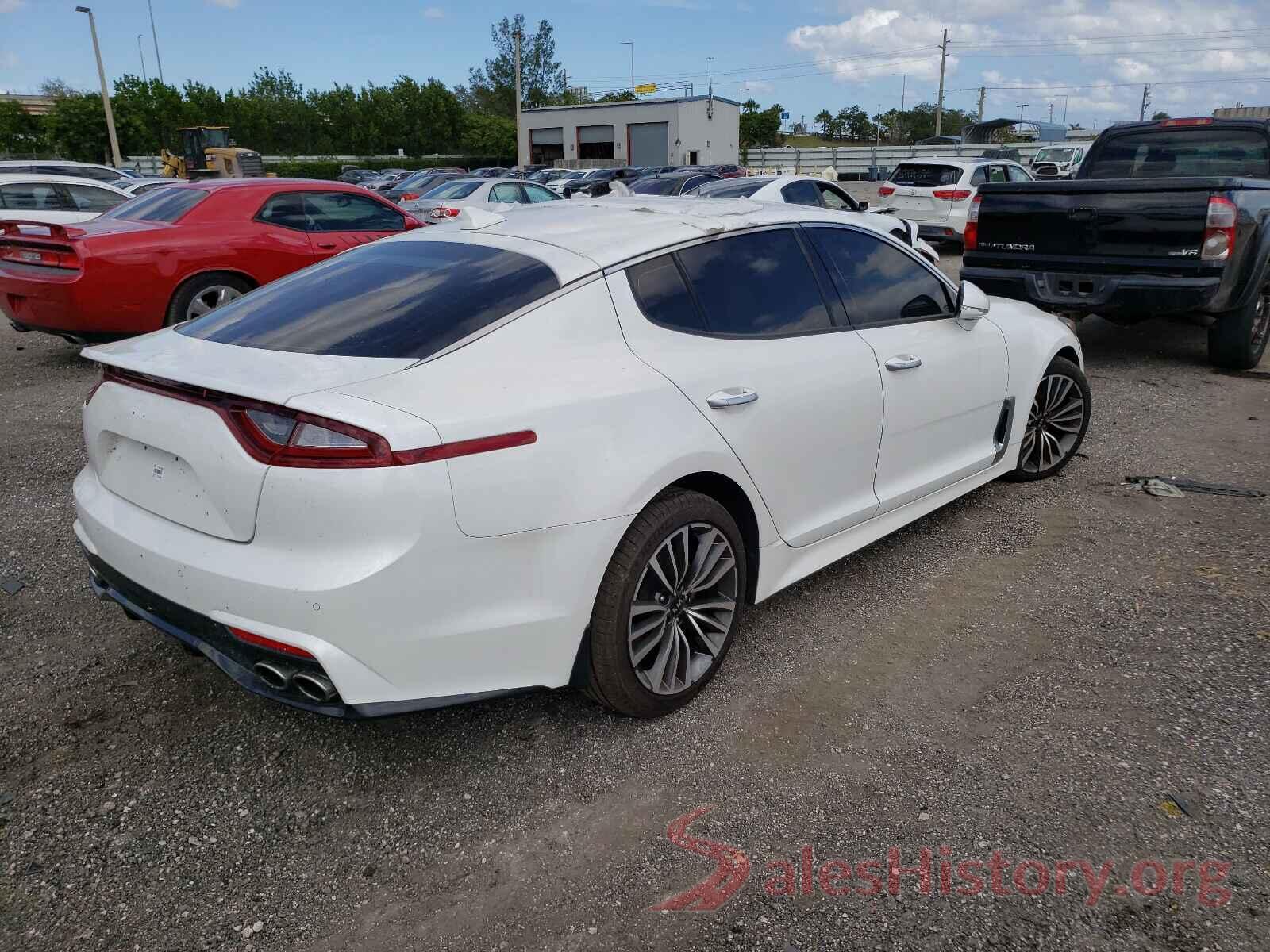 KNAE25LA1J6025292 2018 KIA STINGER