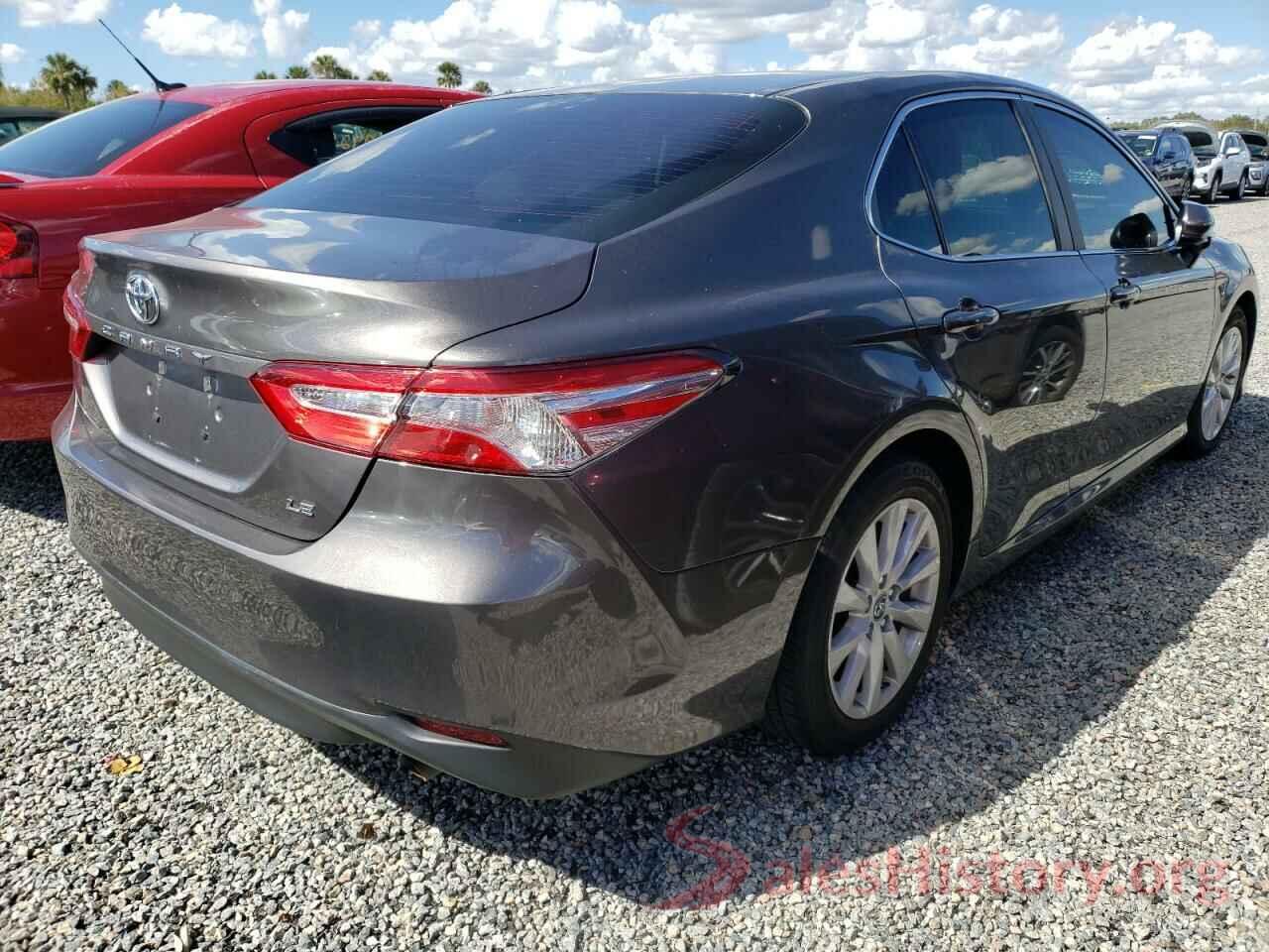 4T1B11HK8JU156553 2018 TOYOTA CAMRY