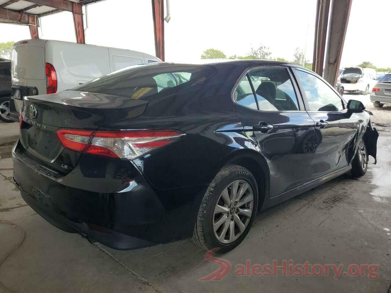 4T1B11HKXJU082391 2018 TOYOTA CAMRY