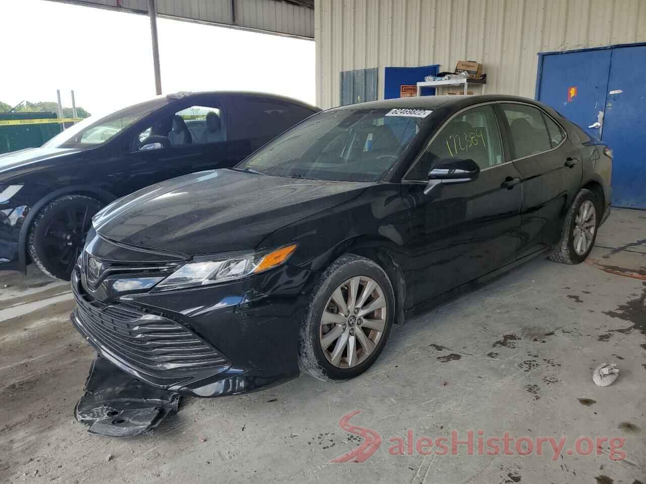 4T1B11HKXJU082391 2018 TOYOTA CAMRY