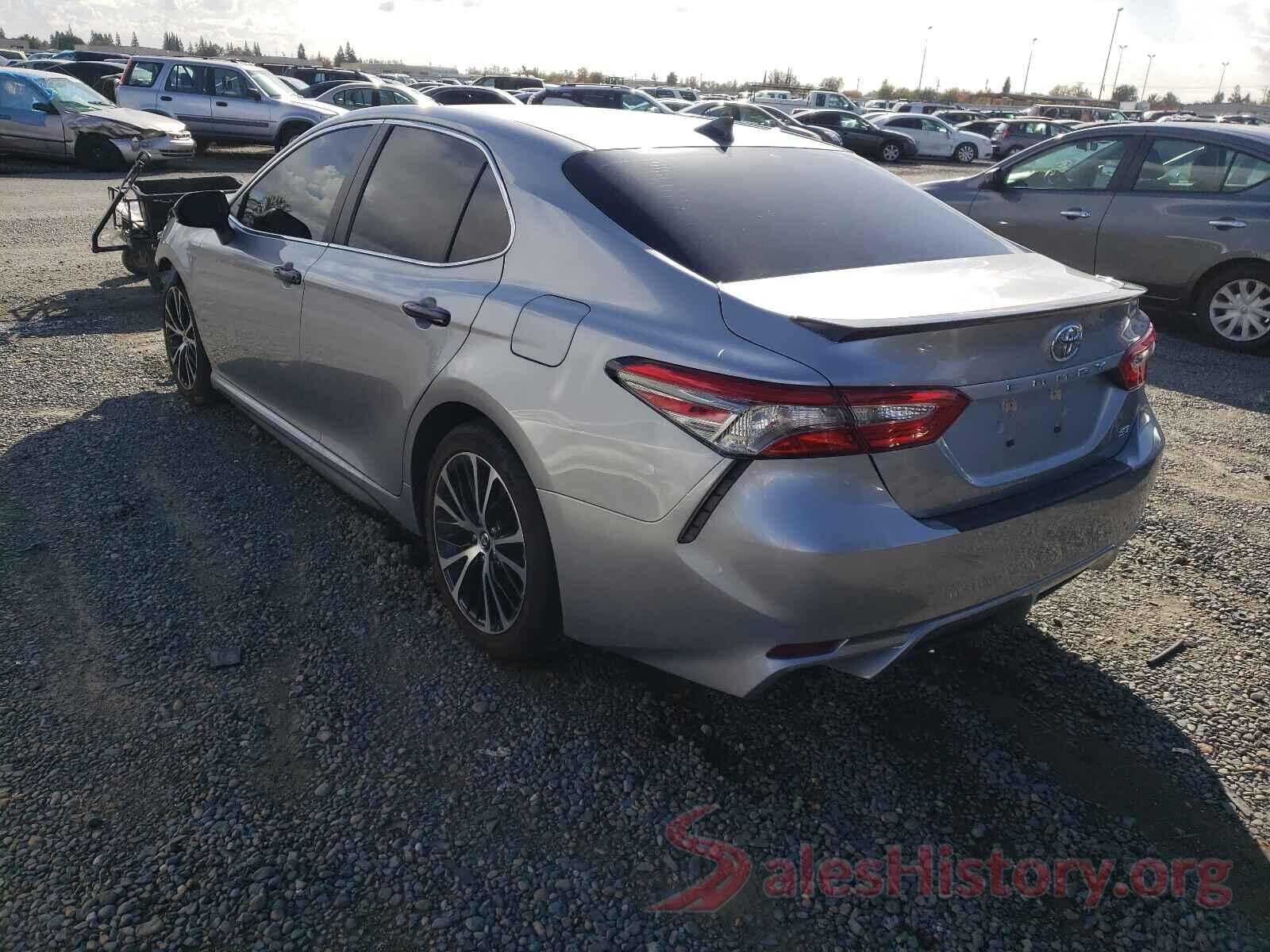 4T1B11HK1KU743856 2019 TOYOTA CAMRY