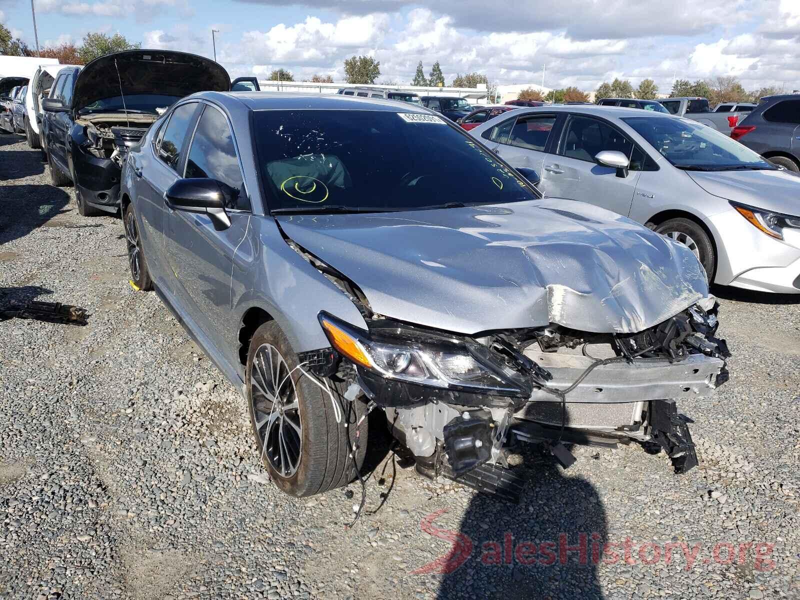 4T1B11HK1KU743856 2019 TOYOTA CAMRY