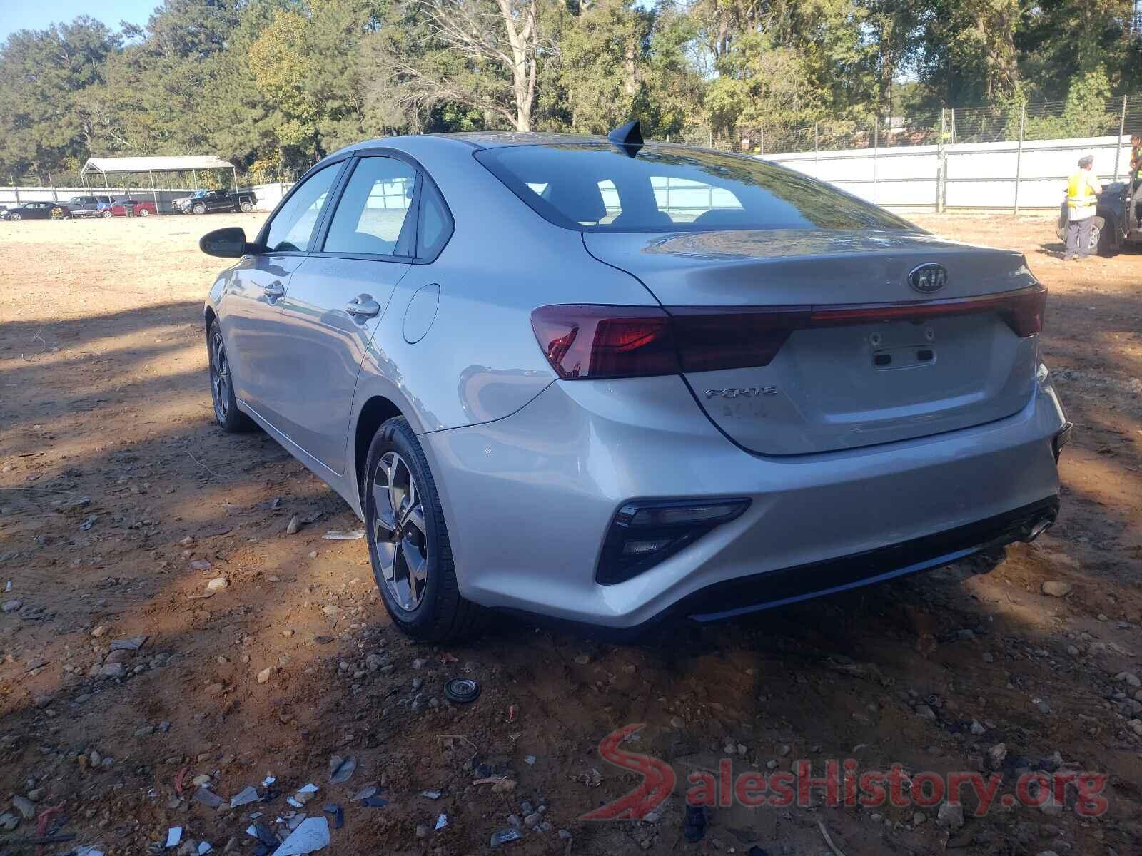 3KPF24AD2KE071949 2019 KIA FORTE