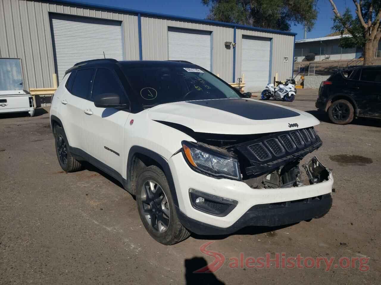 3C4NJDDB7JT410594 2018 JEEP COMPASS