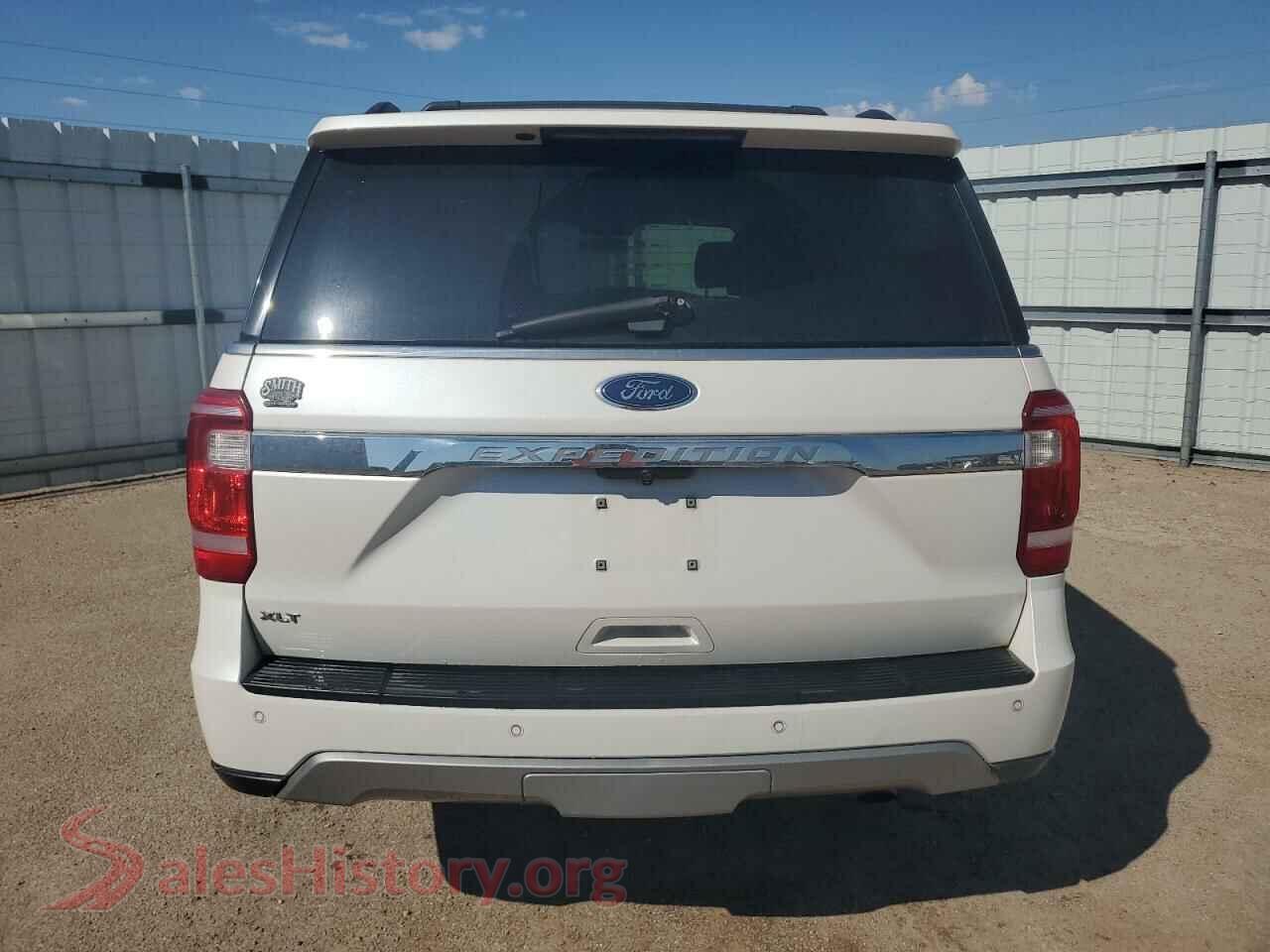 2018 FORD EXPEDITION VIN 1FMJU1HT2JEA63727, left side view