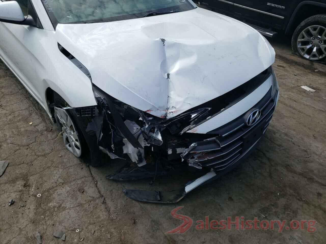 5NPD74LF9KH471946 2019 HYUNDAI ELANTRA