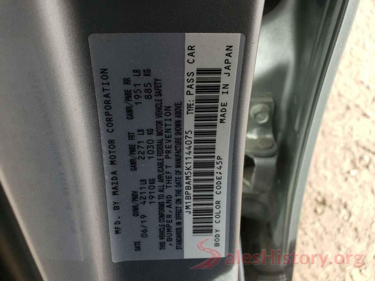 JM1BPBAM5K1144075 2019 MAZDA 3