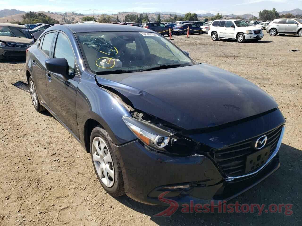 3MZBN1U73JM230313 2018 MAZDA 3