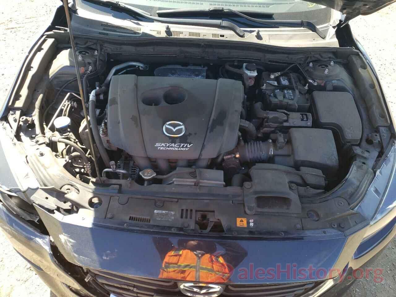 3MZBN1U73JM230313 2018 MAZDA 3