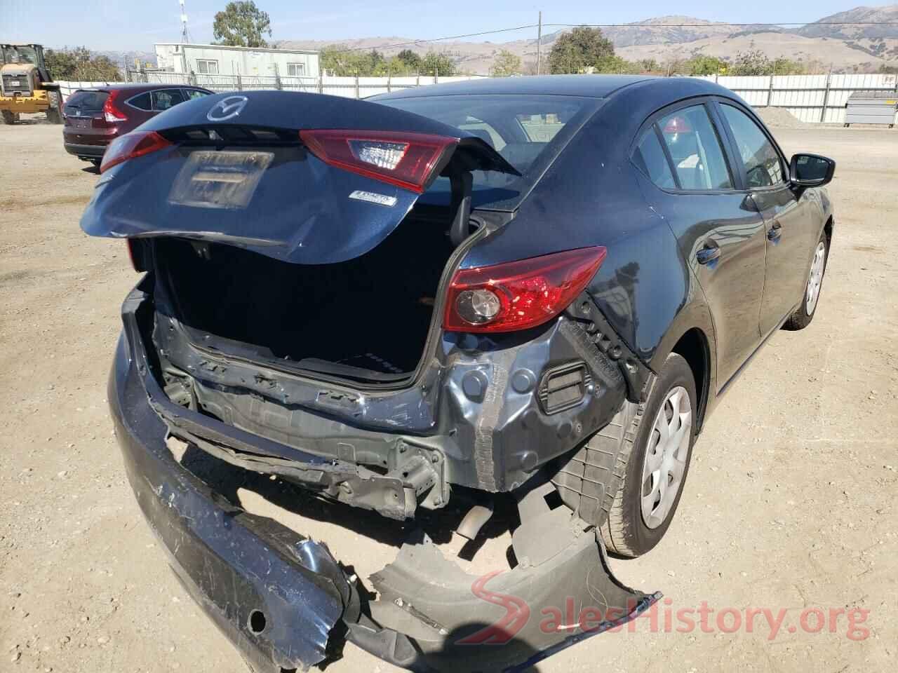 3MZBN1U73JM230313 2018 MAZDA 3