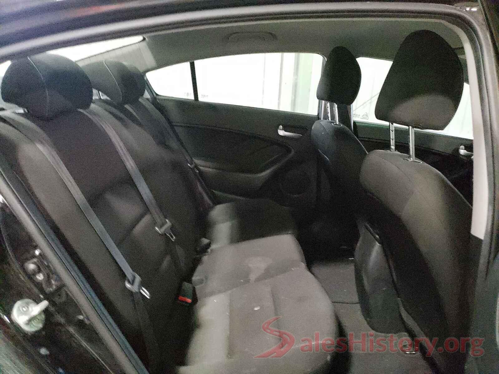 3KPFK4A74JE170457 2018 KIA FORTE