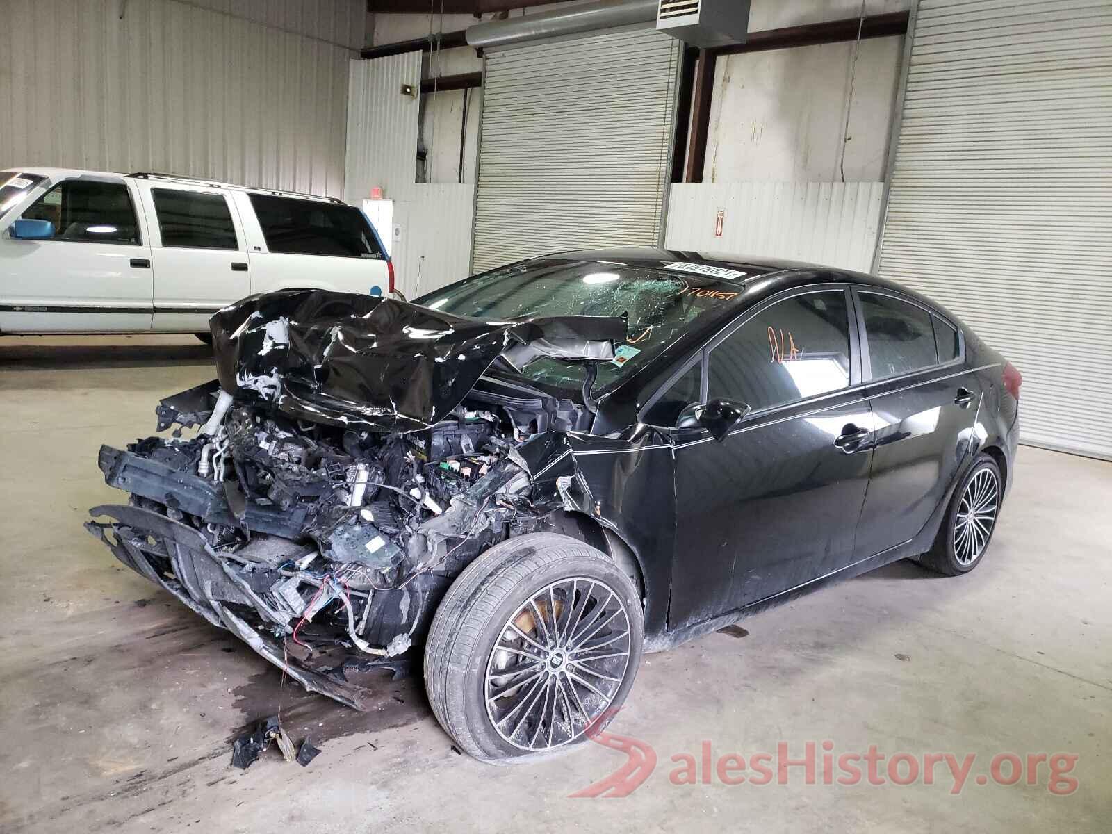 3KPFK4A74JE170457 2018 KIA FORTE